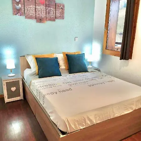 Apartment Super-besse T2 Avec Piscine Chauffee & Parking Couvert Besse-et-Saint-Anastaise
