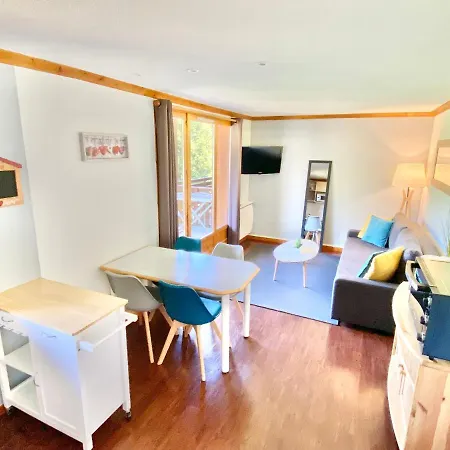 Super-besse T2 Avec Piscine Chauffee & Parking Couvert * Бес-э-Сент-Анастез