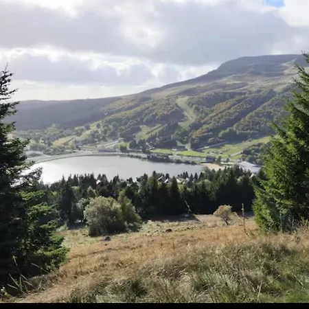 Super-besse T2 Avec Piscine Chauffee & Parking Couvert Апартаменты